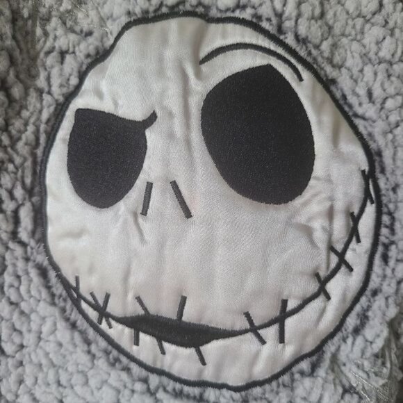 Disney ’s The Nightmare Before Christmas Fur Sweater 2X - Picture 2 of 5